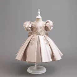 Rochita eleganta fetite nunta Sintia crem 3-12 ani lungime medie aspect satinat cu broderie