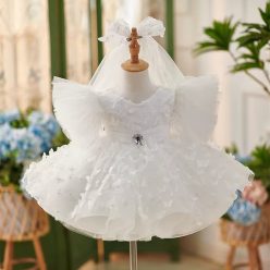   Rochita alba botez Kylie Deluxe Volume 0-12 ani cu fluturi si fulgi