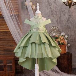   Rochita copii verde eleganta cu trena Letitia 4-8 ani lungime medie si paiete