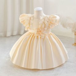 Rochita eleganta fetite crem Mishel 1-5 ani lungime medie