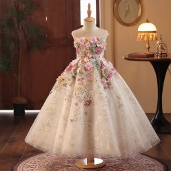   Rochita eleganta fetite Rosalia DELUXE ivory lunga 3-12 ani cu flori