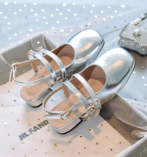 Sandale argintiu elegante cu toc lac fetite Amarena 25-38