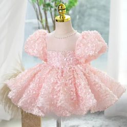   Rochita botez Iarina Deluxe Volume 0-12 ani roz maneca scurta